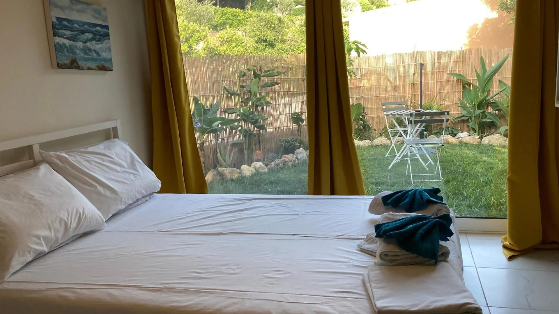 Сasa de vacaciones The Banana House Villa Lourdata